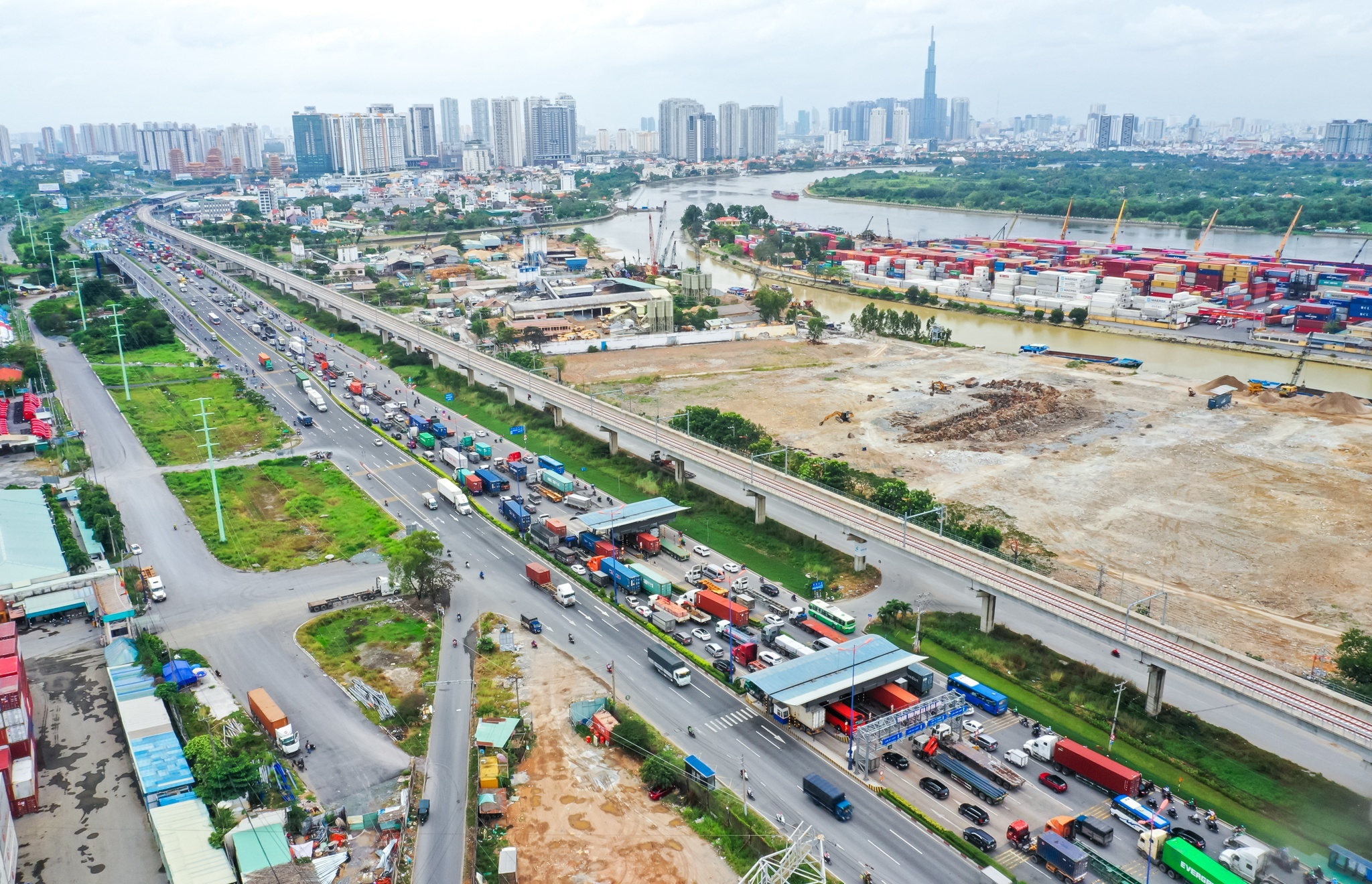 TP.HCM tam dung thu phi cac tram BOT anh 1