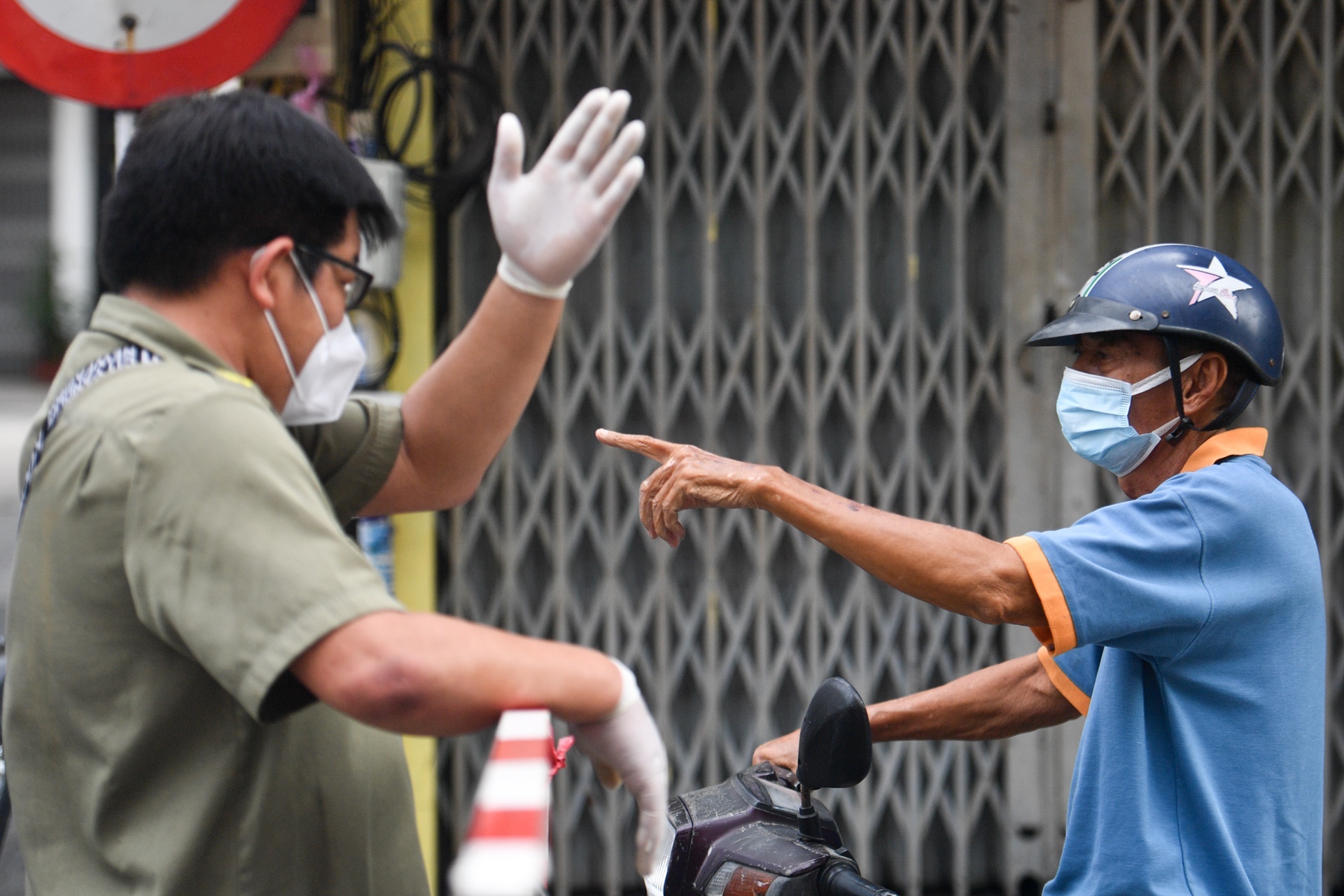 TP.HCM yeu cau kiem danh, kiem dien nguoi o vung xanh moi ngay hinh anh