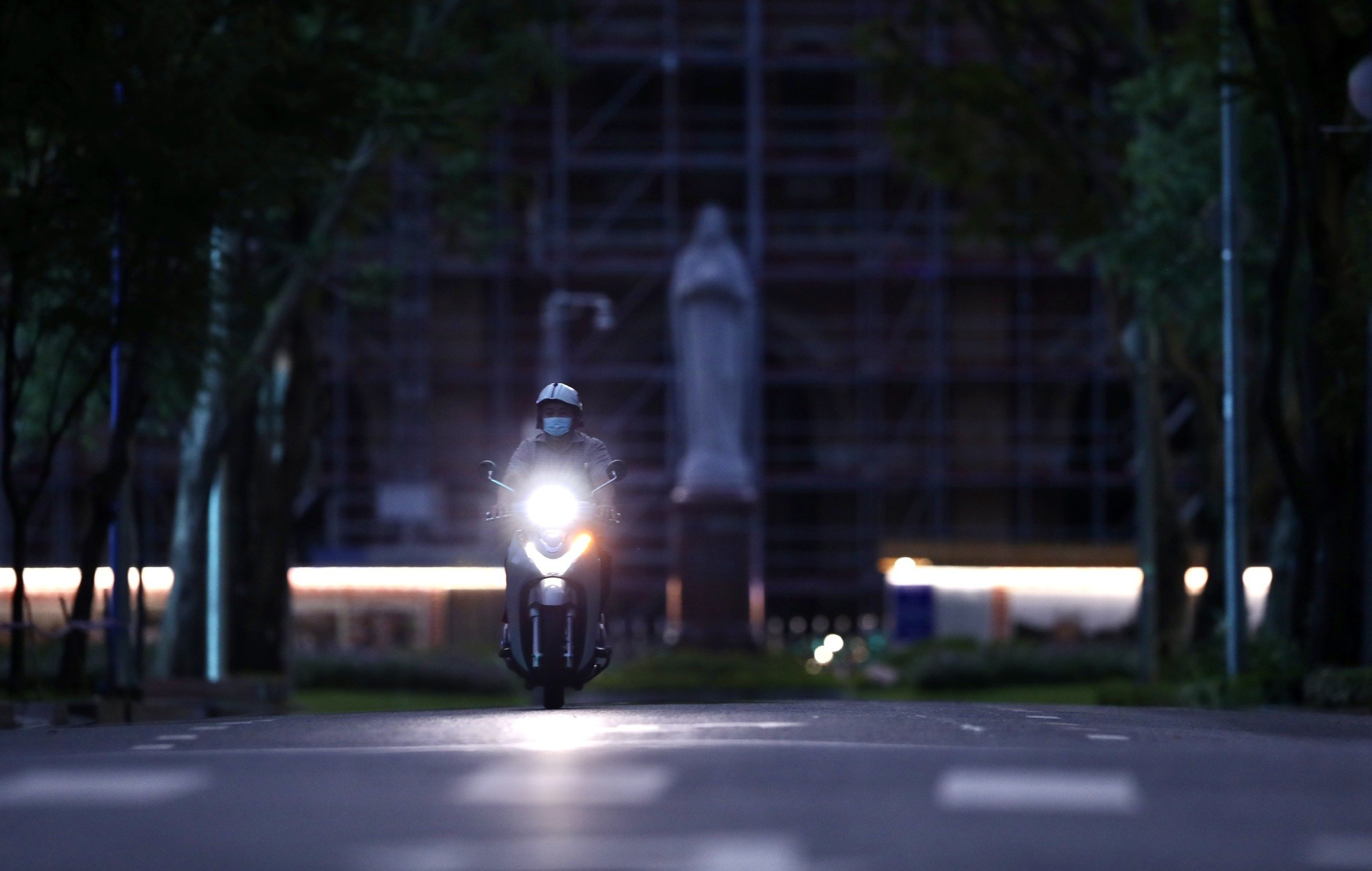 Chu tich UBND TP.HCM: Thanh pho co long tin kiem soat dich truoc 15/9 anh 2