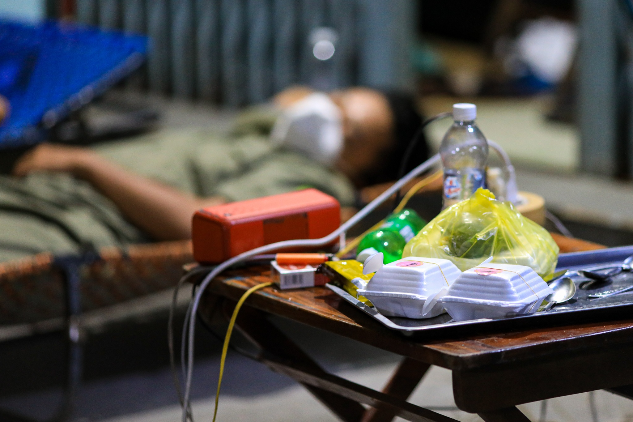 4 thang chua hen ngay ve cua nguoi linh chong dich tuyen dau TP.HCM anh 1