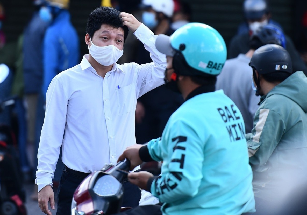 Nguoi dan co duoc roi TP.HCM sau 30/9? hinh anh