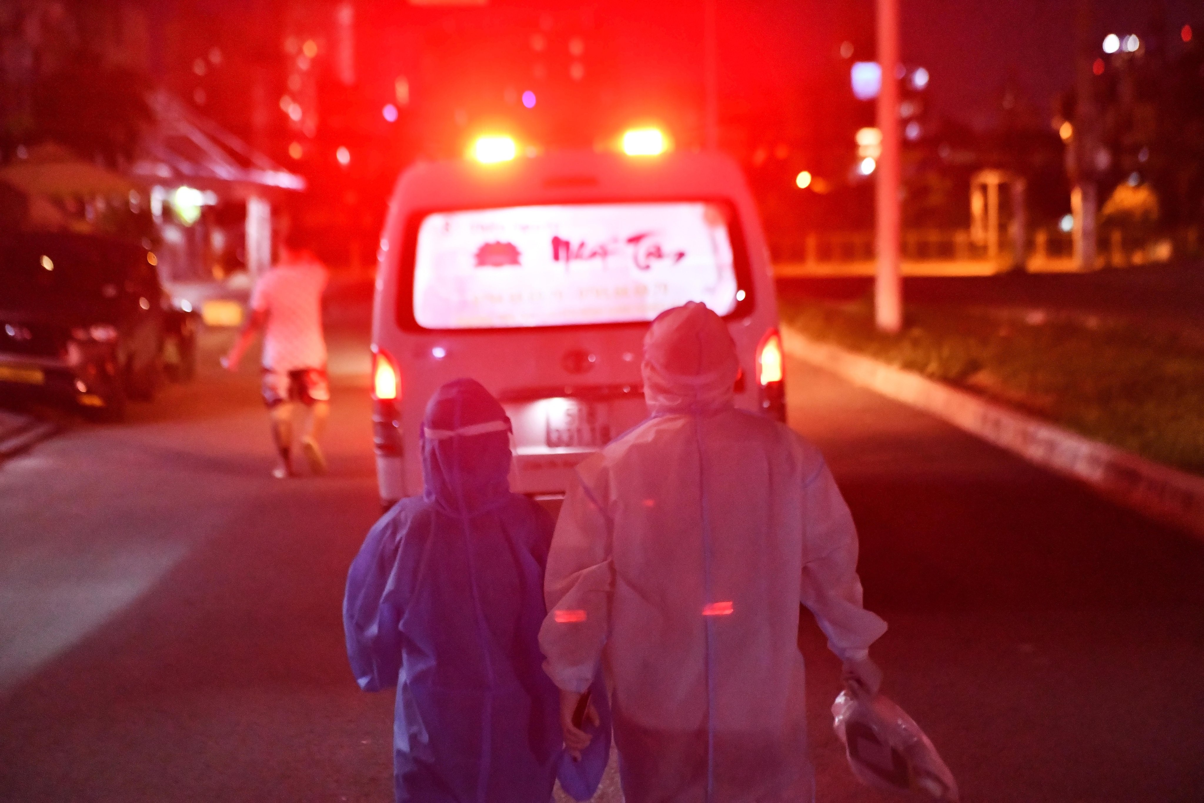 So ca tu vong vi Covid-19 o TP.HCM dang giam hinh anh