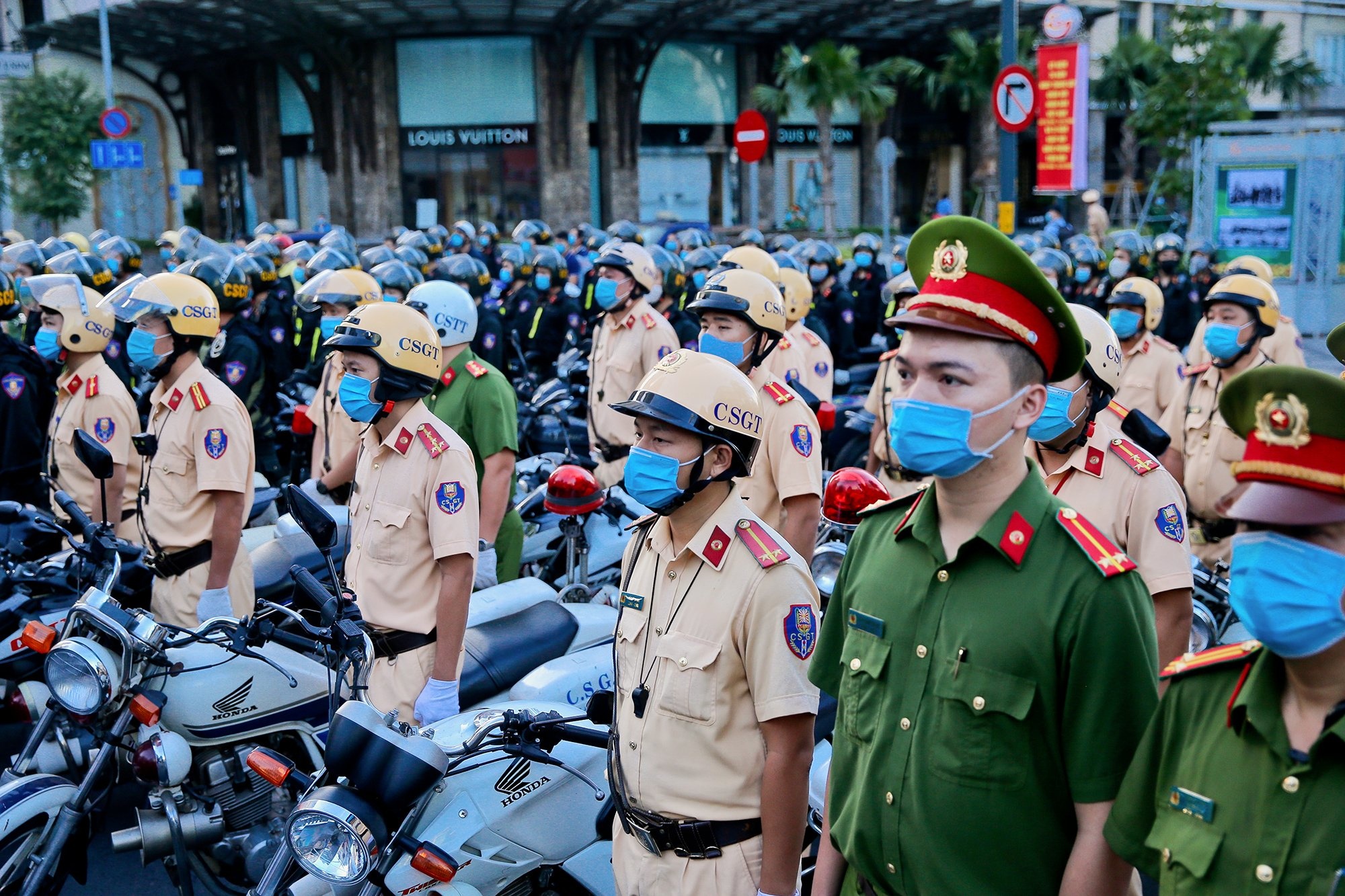 TP.HCM doi phuong thuc lam viec voi co quan Nha nuoc theo 3 giai doan anh 1