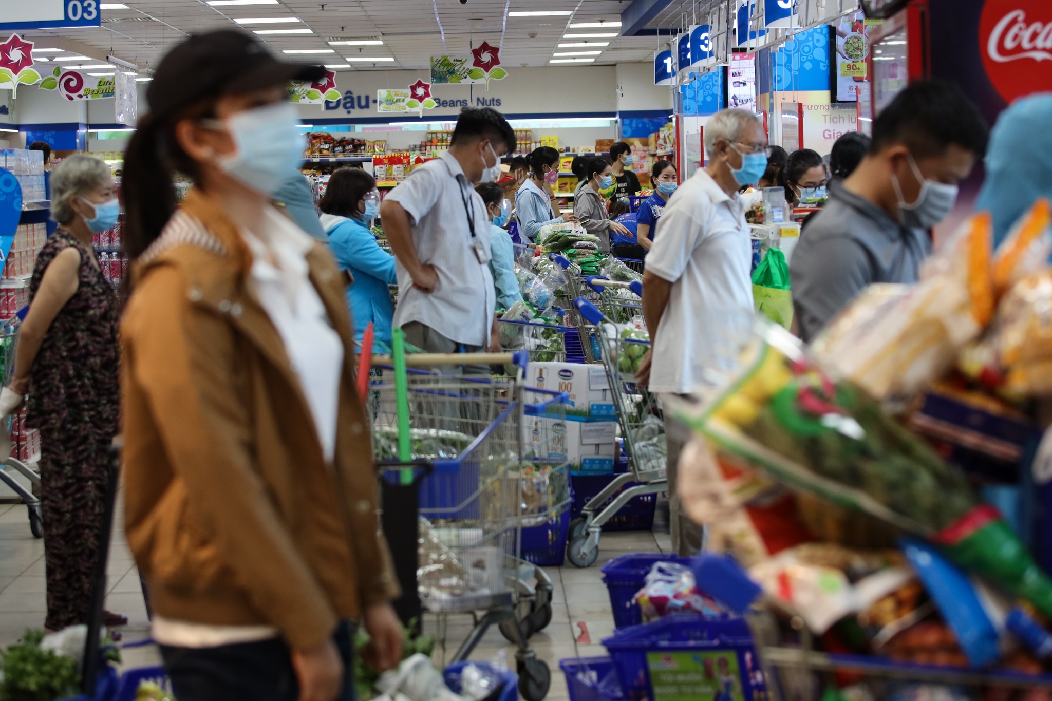 TP.HCM ban hanh bo tieu chi hoat dong cho nguoi co the xanh Covid-19 anh 2