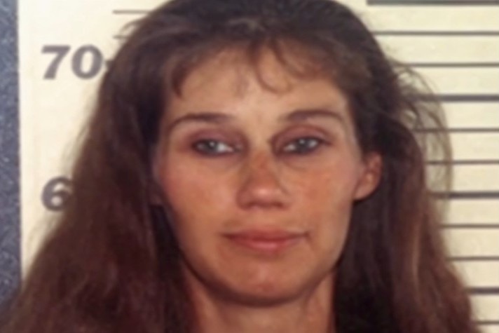 Mieng bang dinh to giac toi ac cua nguoi phu nu My trang hoa hinh anh