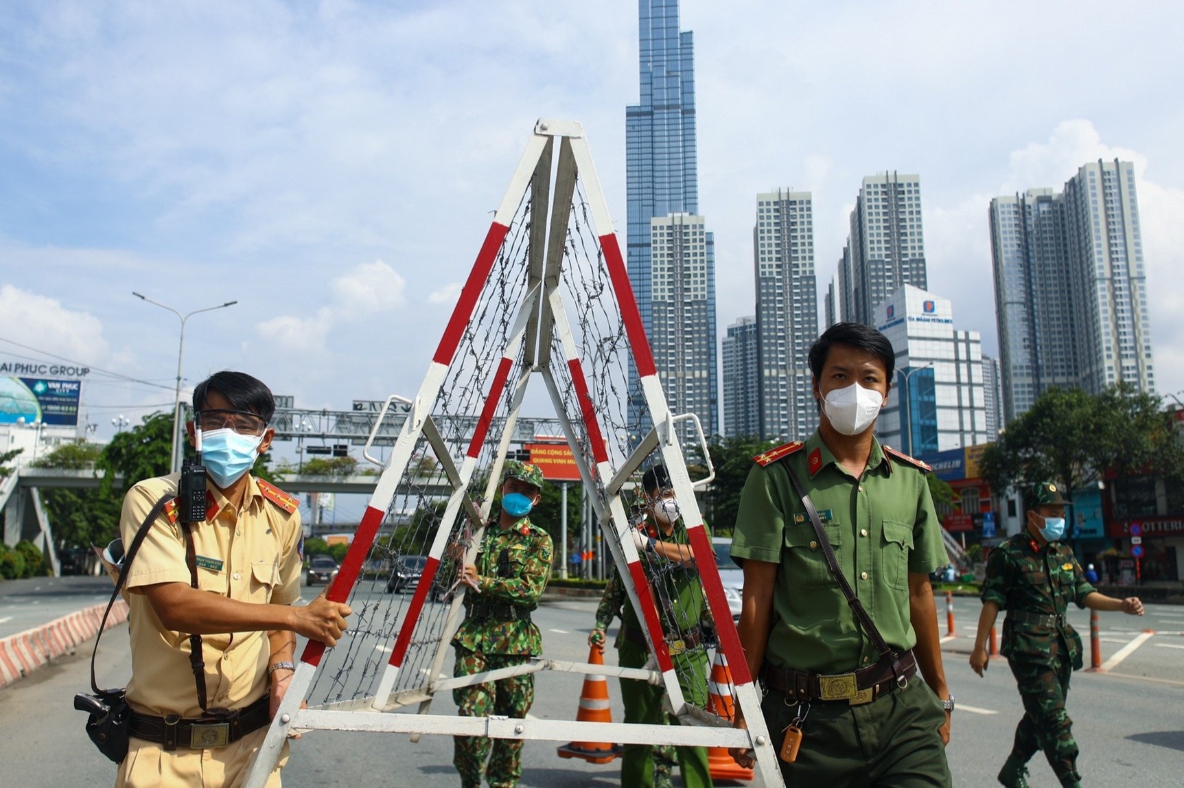 TP.HCM khong phong toa ca khu pho neu phat hien F0 hinh anh