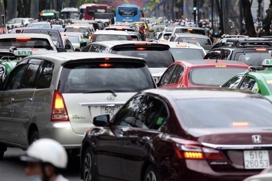 De xuat thu phi oto vao trung tam TP.HCM hinh anh