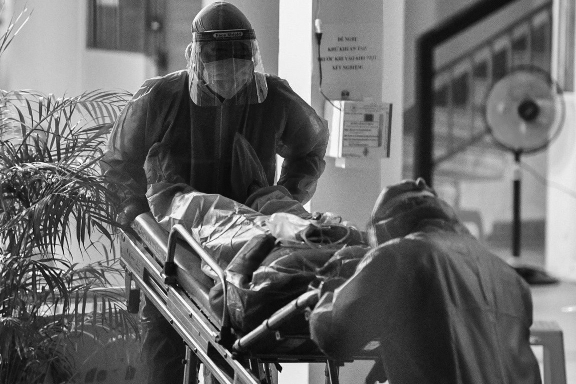 'Dong nghiep toi mat vi Covid-19' hinh anh