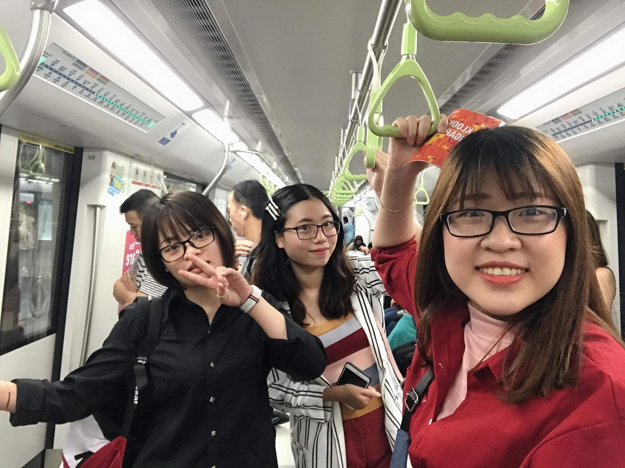 Mong cho ngay duoc buoc len tau metro Ben Thanh - Suoi Tien hinh anh