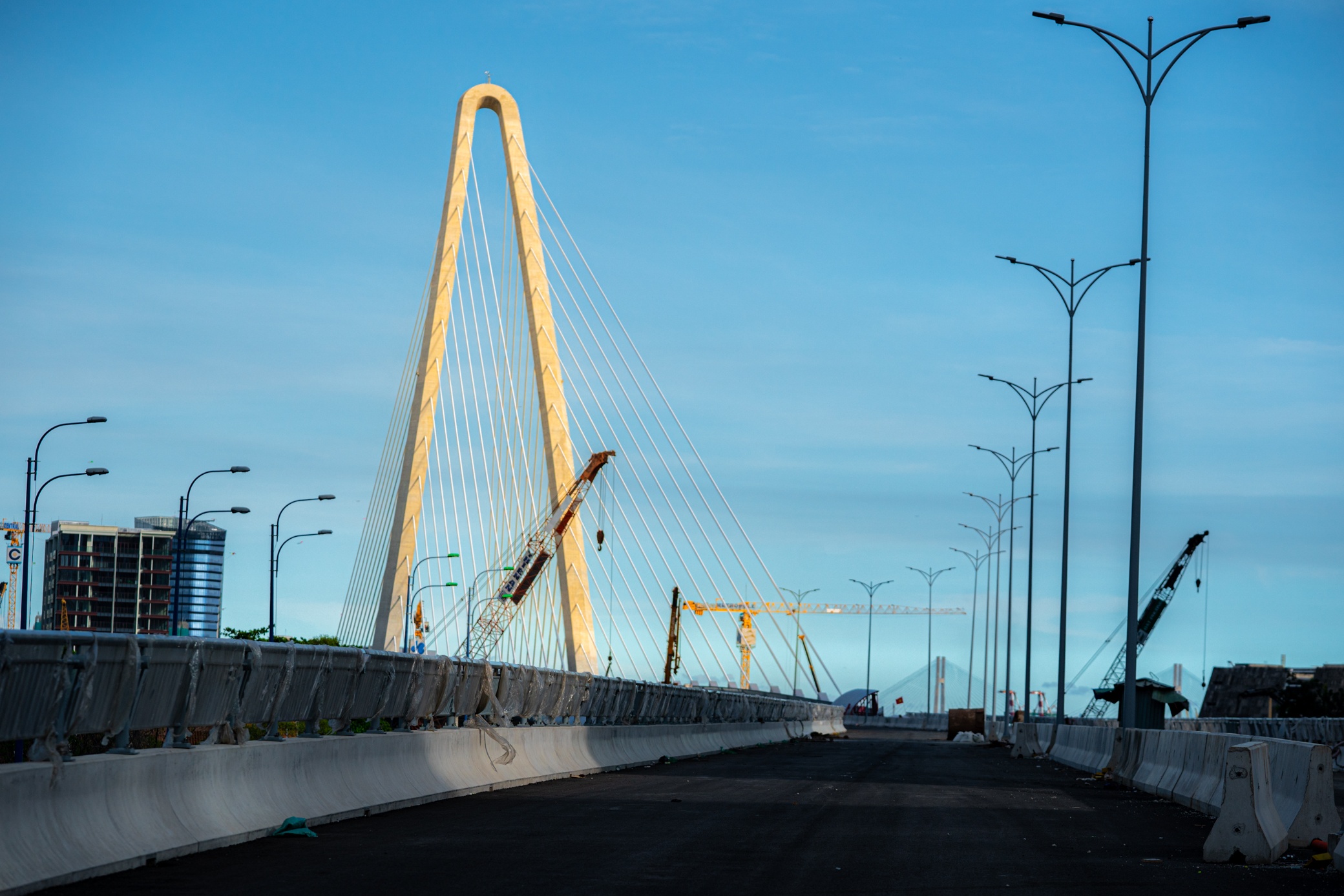 Cau Thu Thiem 2 TP.HCM 'lot xac' ngoan muc sau 7 nam thi cong anh 6