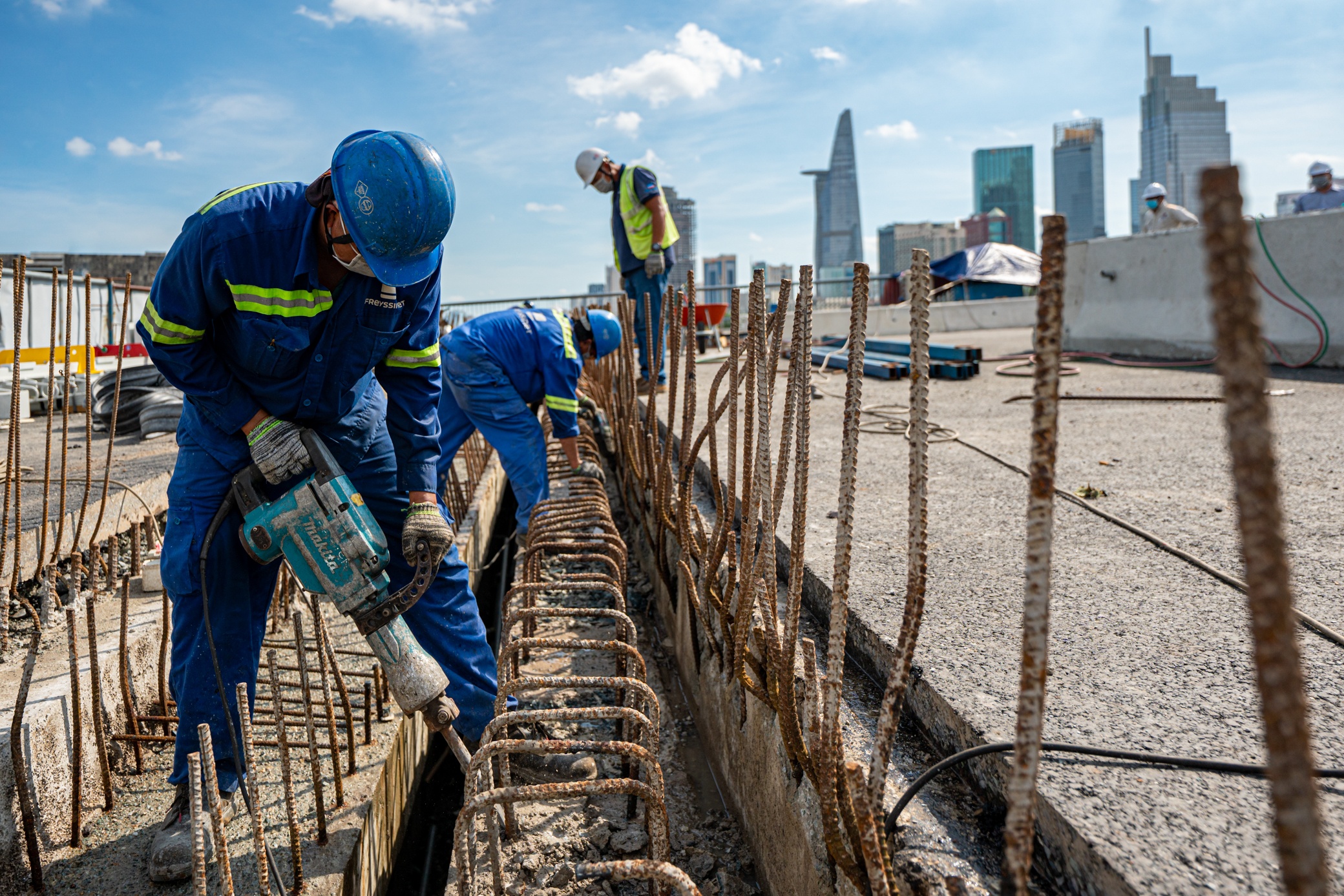 Cau Thu Thiem 2 TP.HCM 'lot xac' ngoan muc sau 7 nam thi cong anh 4