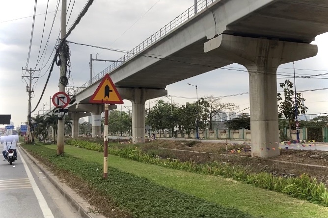 TP.HCM muon ket noi nguoi di buyt voi 11 ga metro tren cao anh 1