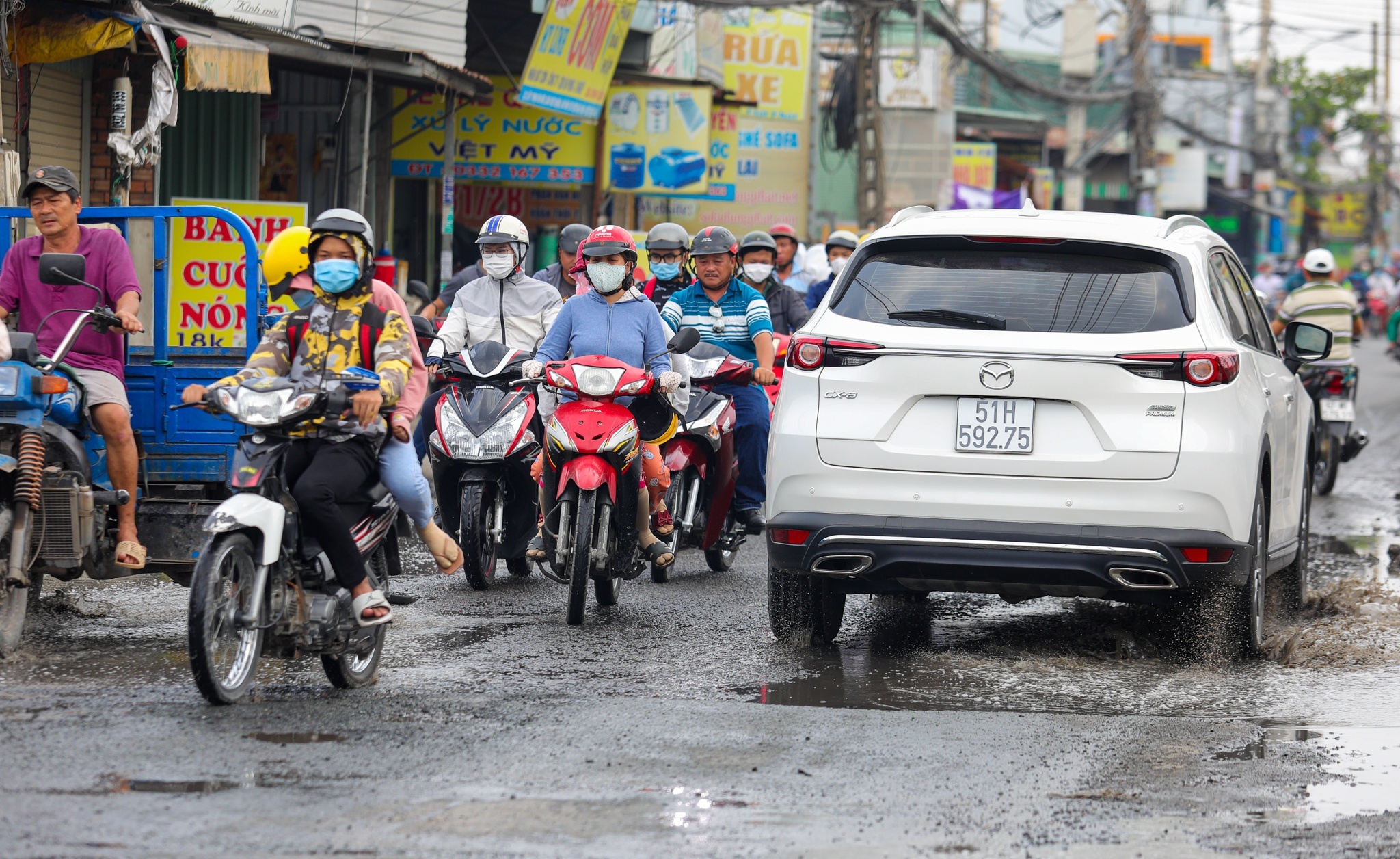 Nhung du an giao thong trong diem di qua Hoc Mon,  Cu Chi anh 2