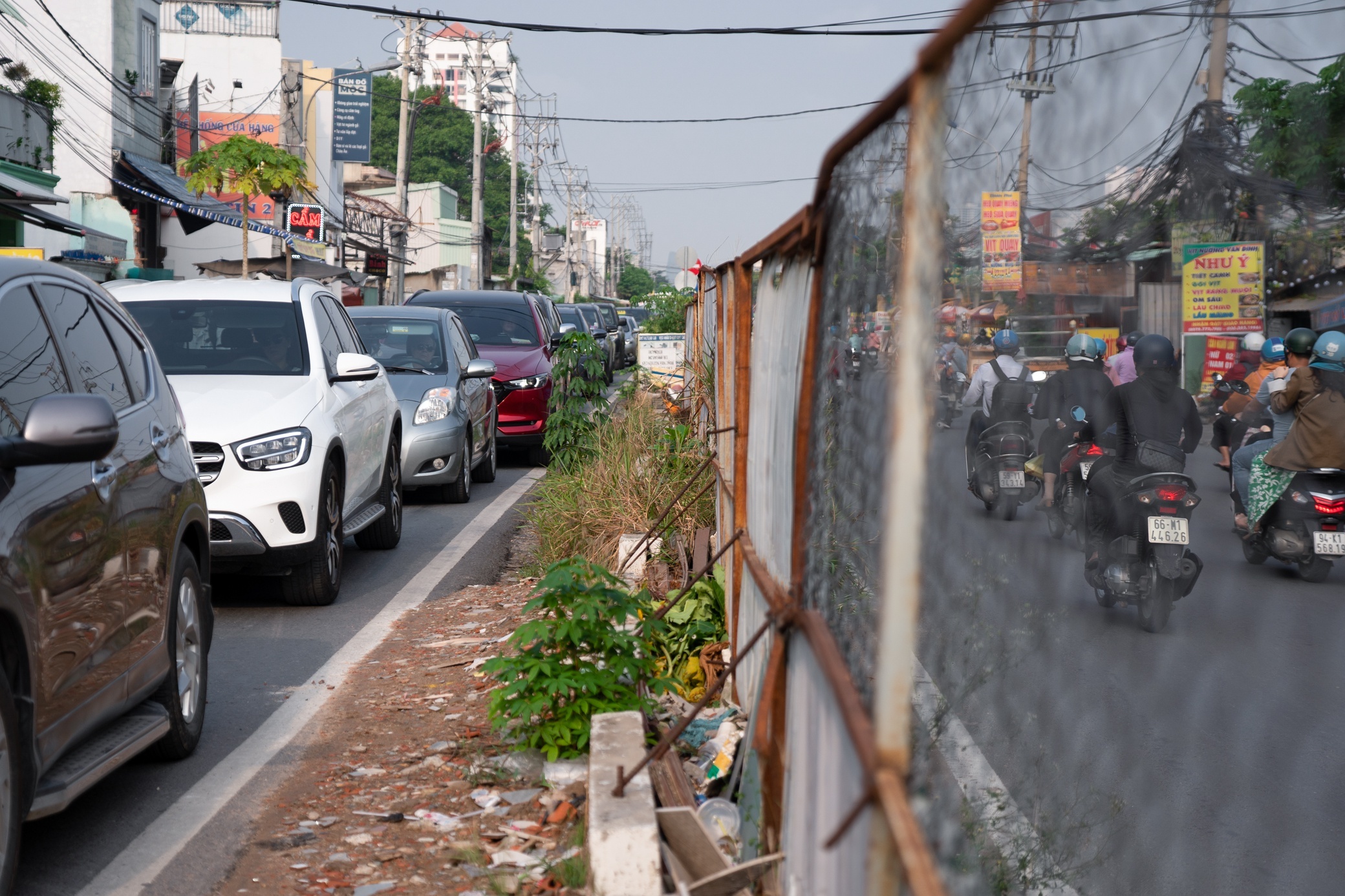 Con duong 'dau kho' o TP Thu Duc sua mai khong xong vi vuong mat bang anh 1