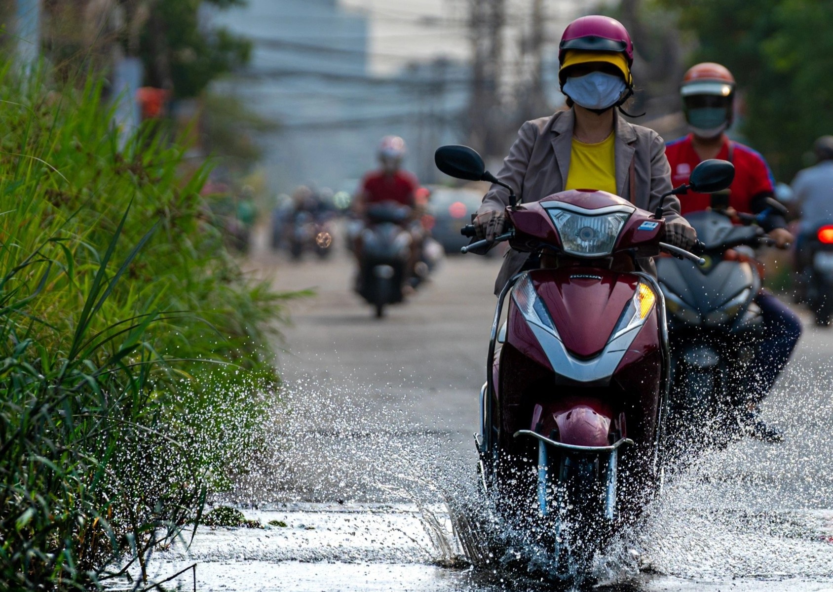 Khi nao 'con duong dau kho' o TP Thu Duc duoc tai thi cong? hinh anh