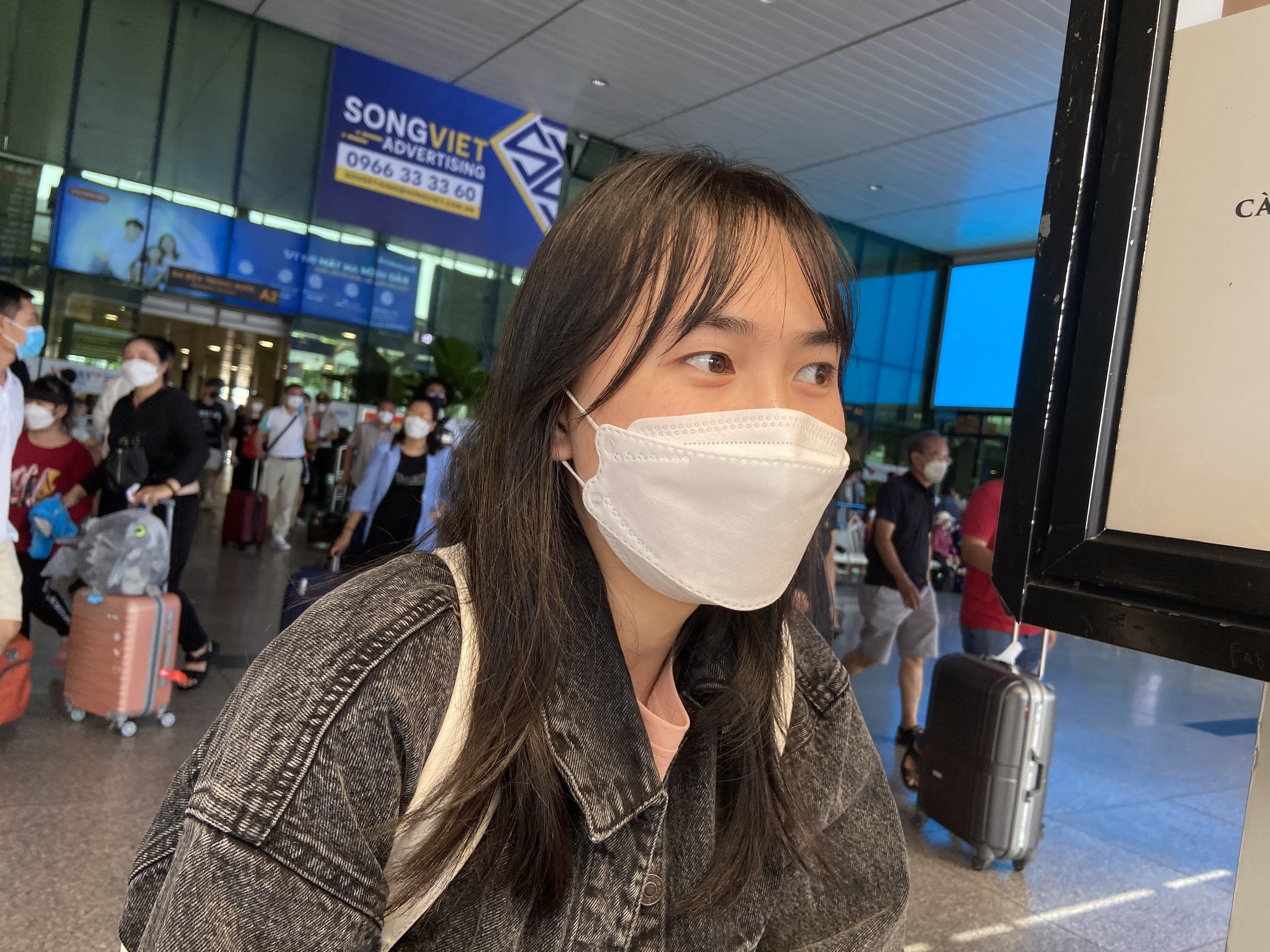 Khach qua Tan Son Nhat tang dot bien hon 100.000 luot o ngay le cuoi anh 3