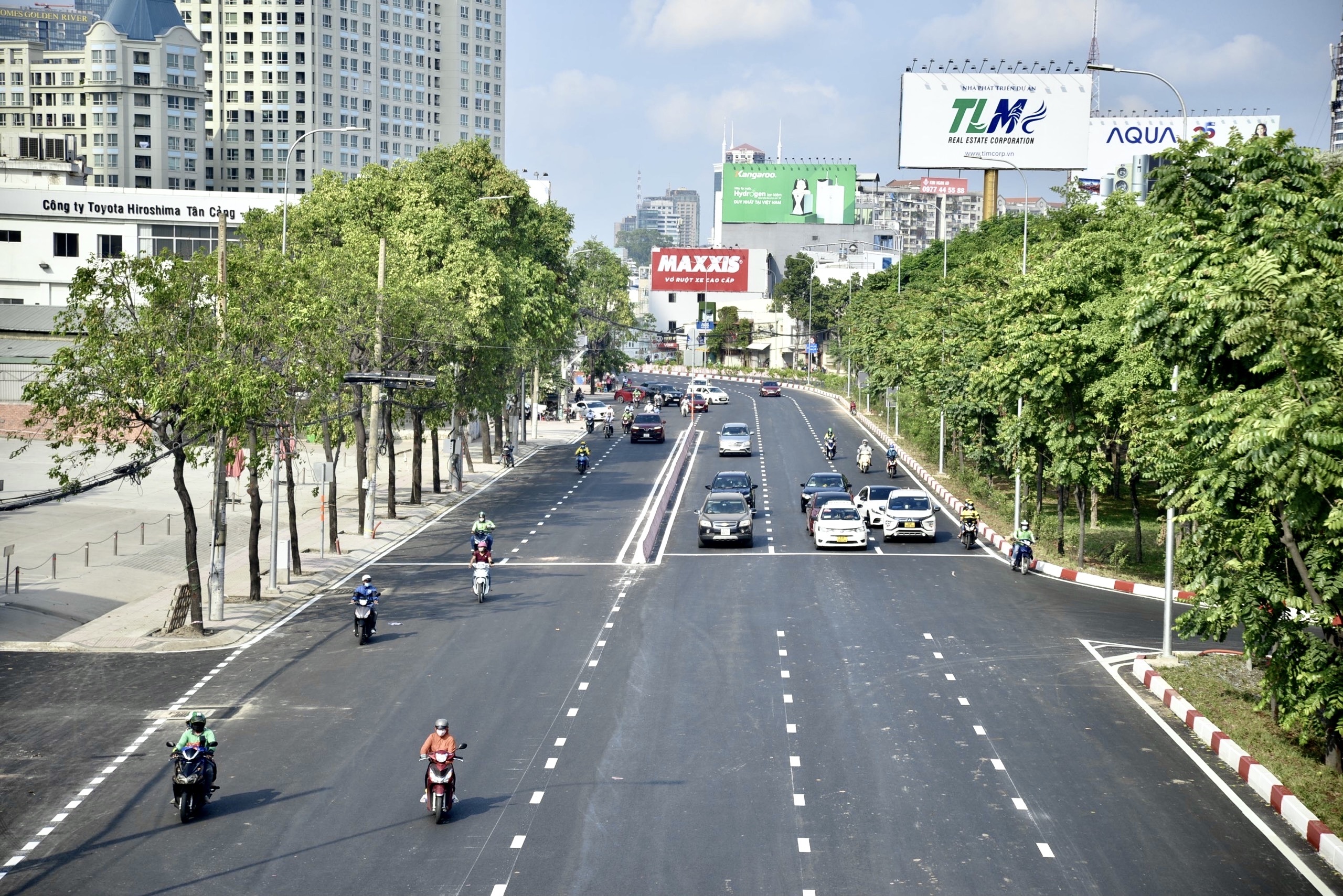 TP.HCM dung thue may bom chong ngap anh 1