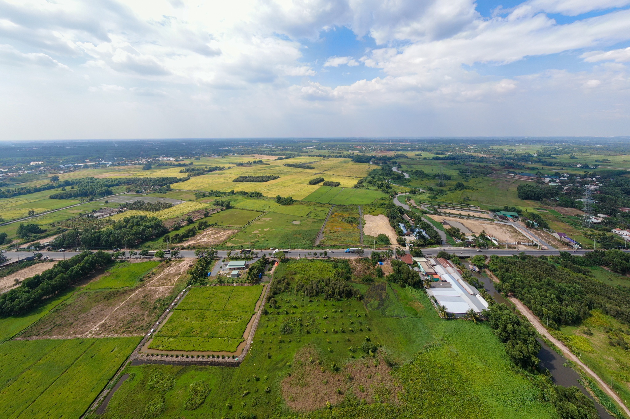 TP.HCM muon phat trien nha o doc metro trong 8 nam toi anh 2