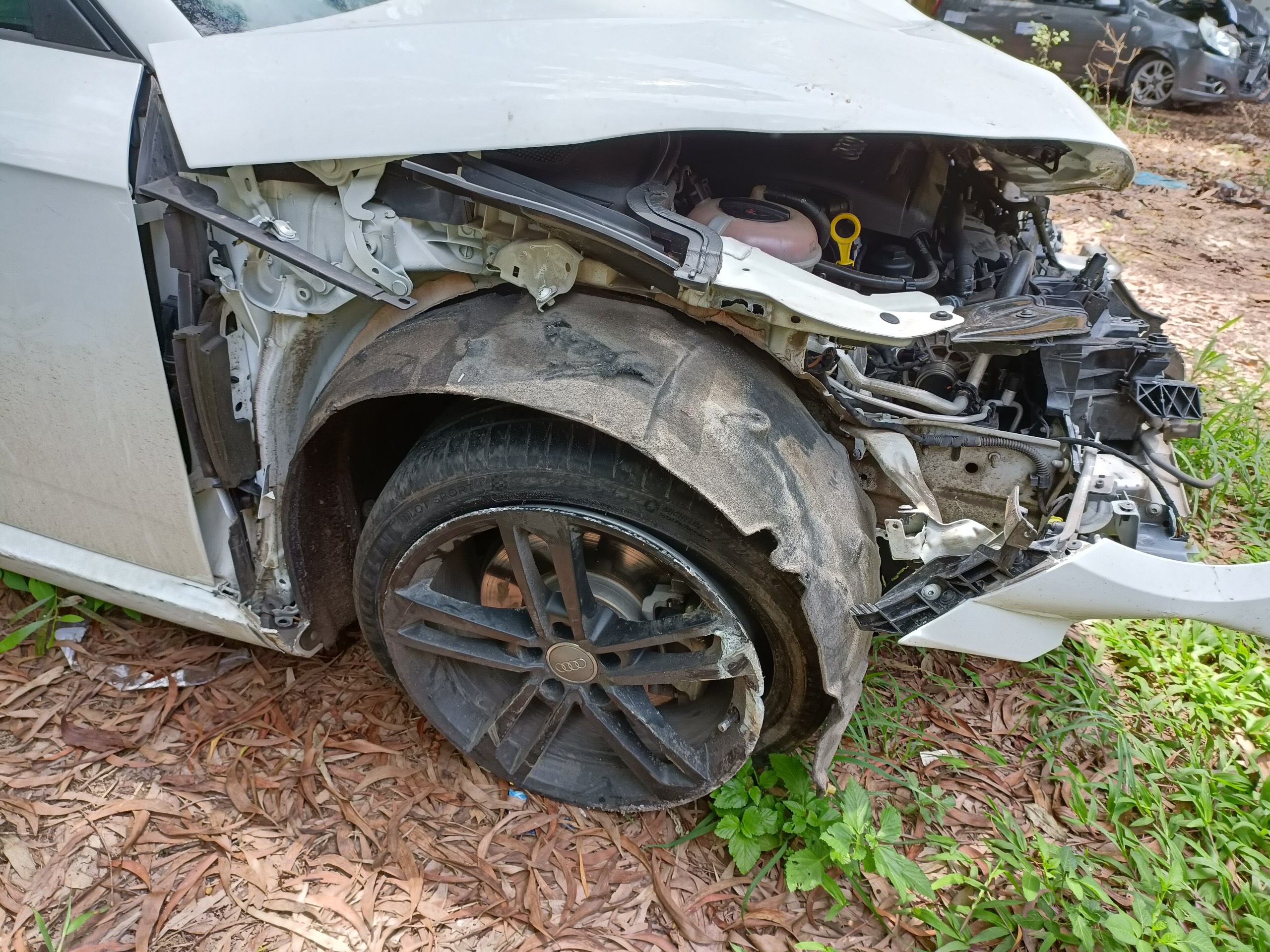 Can canh oto Audi tong chet 3 nguoi cung gia dinh anh 8