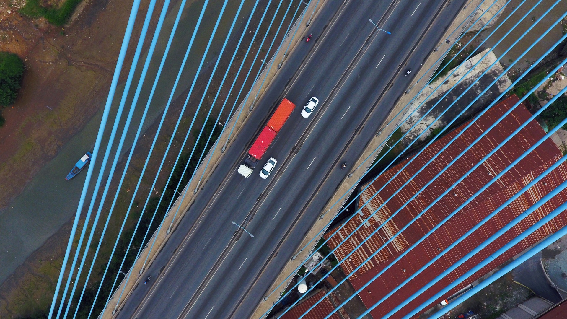 Nguy co un tac khi rao cau Phu My, nguoi dan nen xem camera giao thong hinh anh