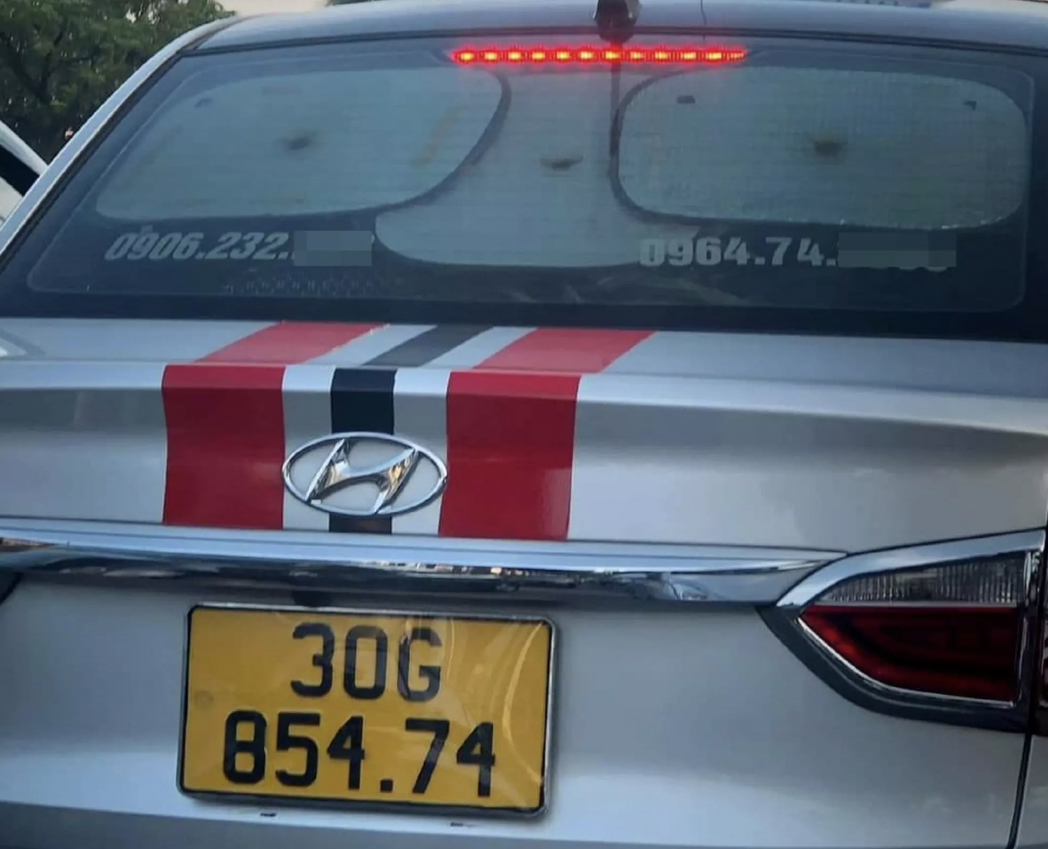 Du chieu tro ‘ho bien’ bien so oto de ne phat nguoi hinh anh