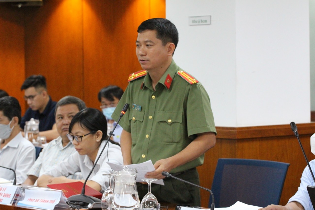 Cong an TP.HCM bo sung 12 diem cap CCCD anh 1