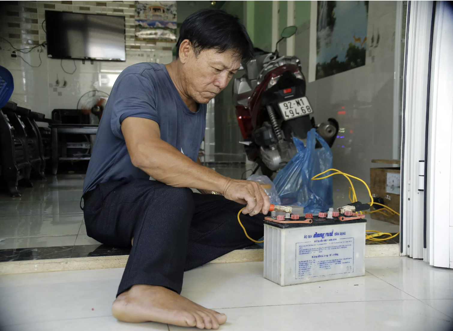 Nhung ngu dan ty phu o mien Trung thanh... 'con no' hinh anh