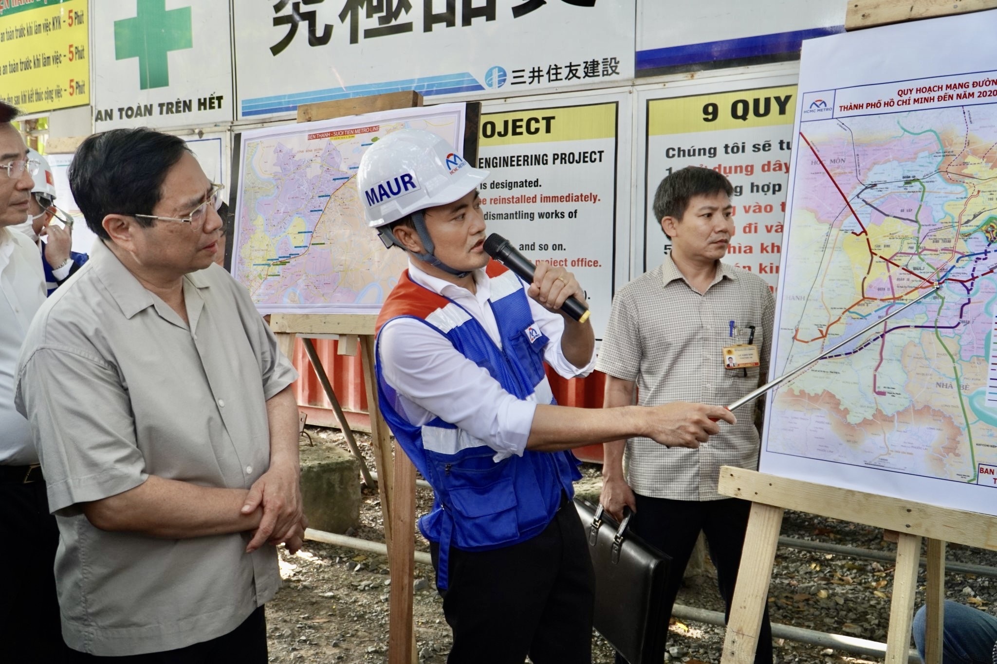 Thu tuong lam viec voi TP.HCM, go vuong cac du an ha tang quan trong hinh anh