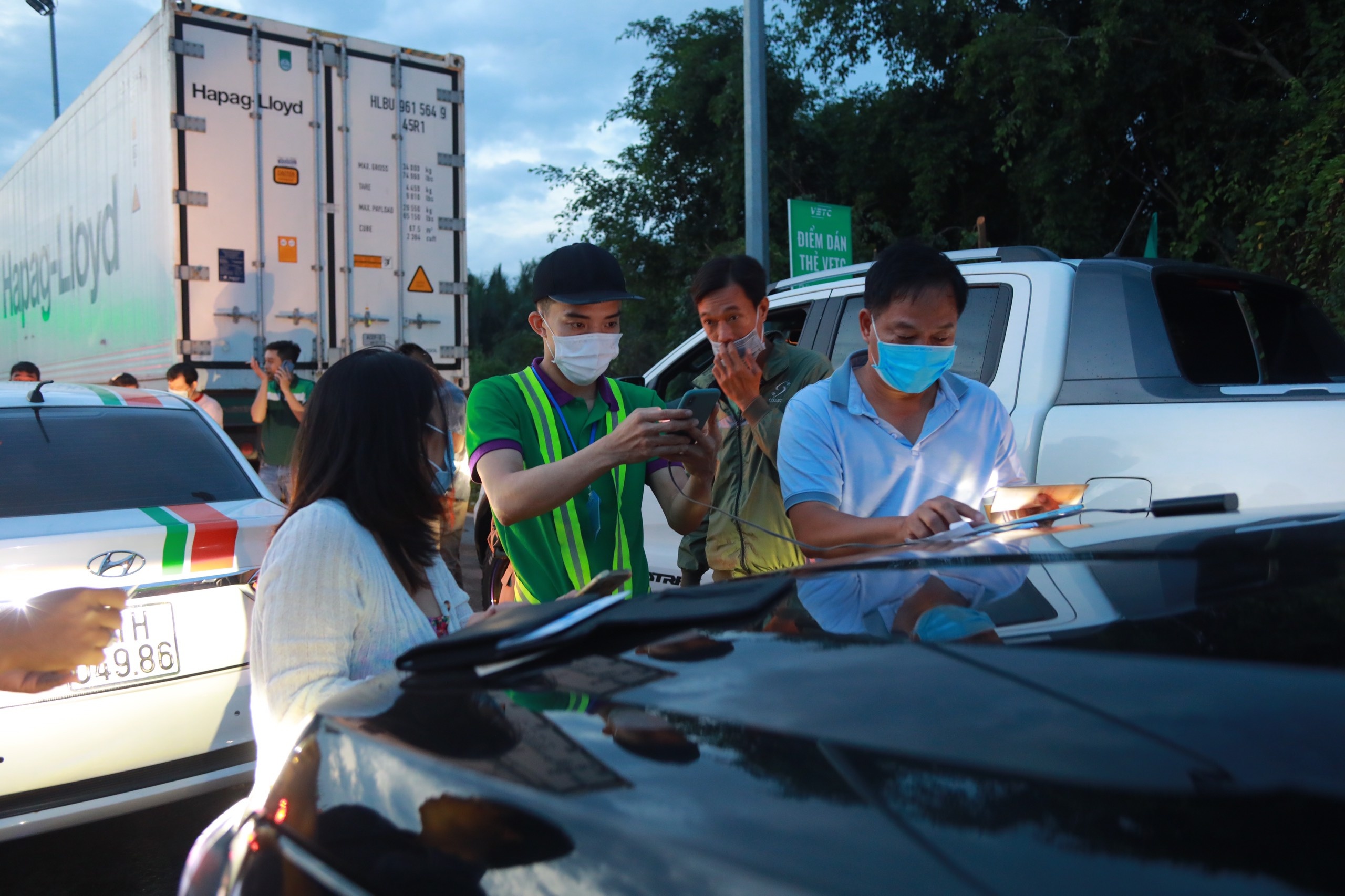 Tac 2 km lan thu phi khong dung qua cao toc TP.HCM - Long Thanh anh 3