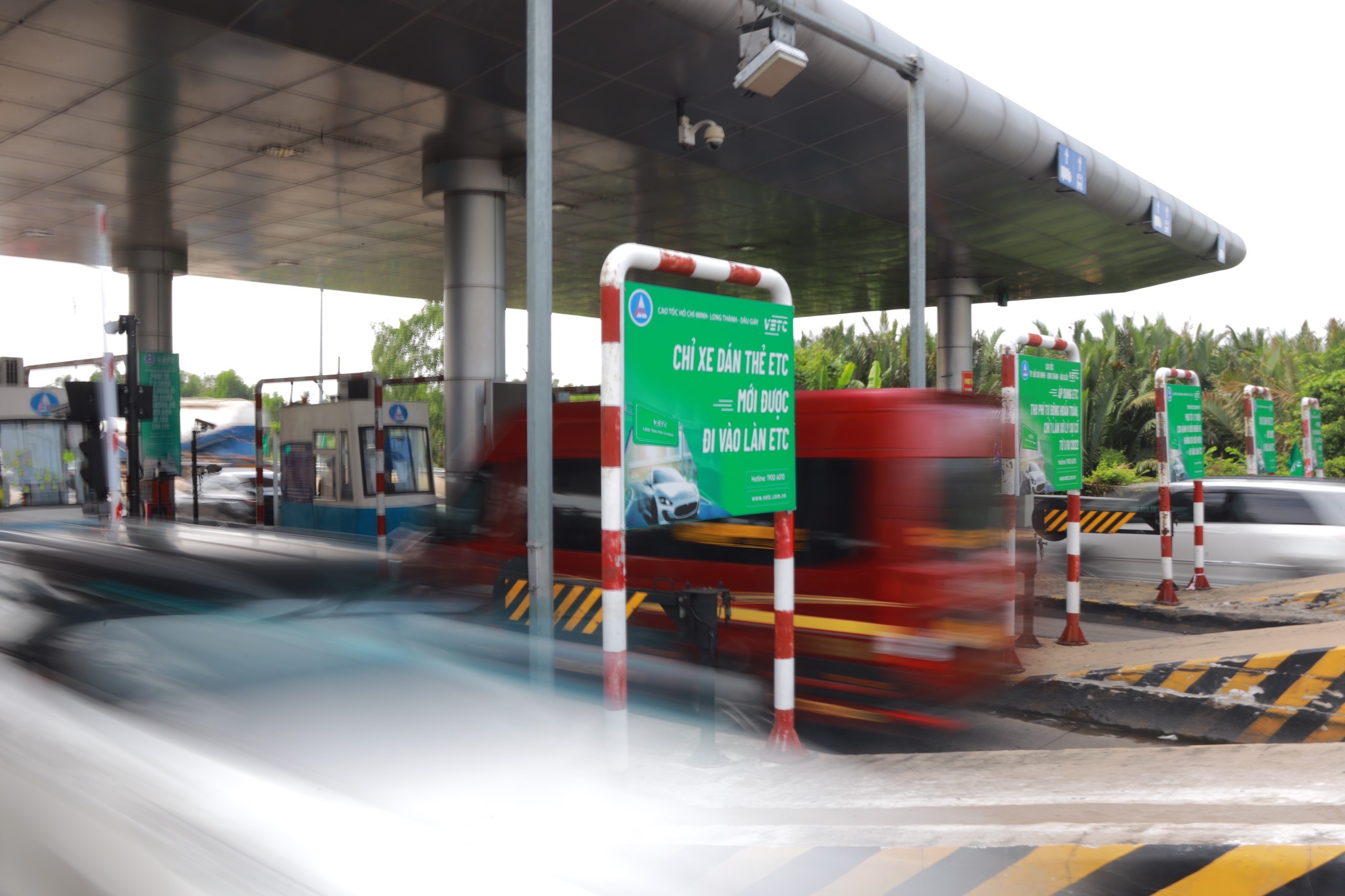 Sau 2 gio un tac,  cao toc TP.HCM - Long Thanh thoang tro lai anh 6