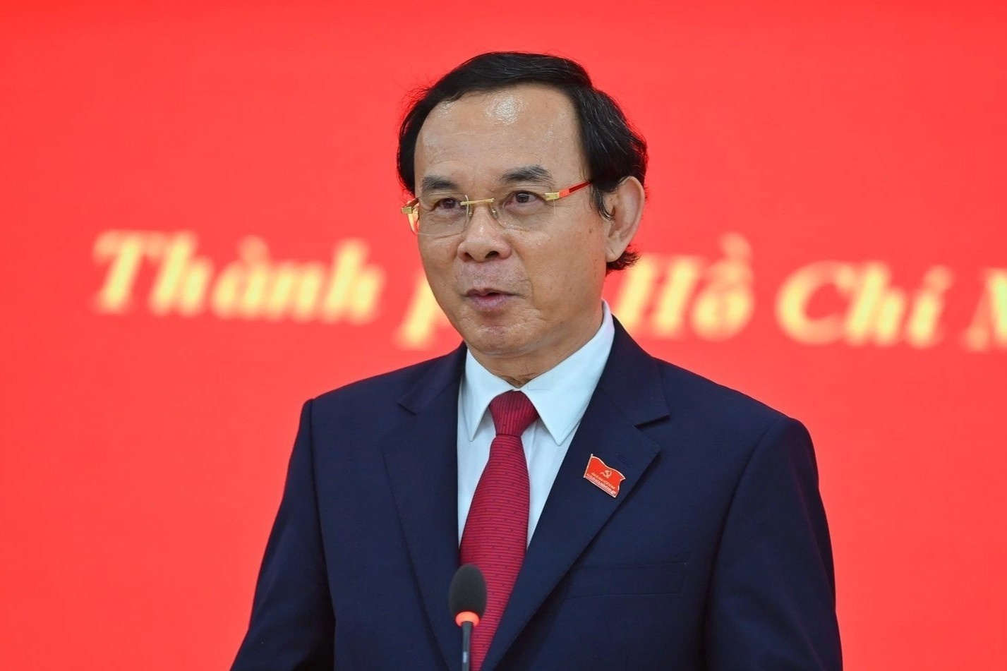 Bi thu TP.HCM Nguyen Van Nen nhan them nhiem vu moi hinh anh