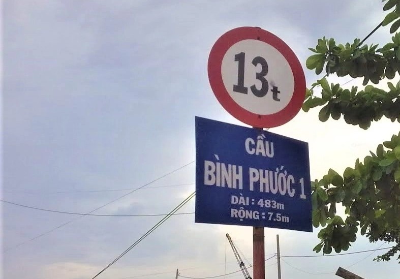 TP.HCM truy tim phuong tien tong hong nhip chinh cau Binh Phuoc 1 hinh anh