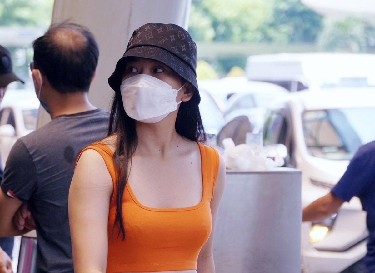 San bay Tan Son Nhat nhon nhip ngay dau nghi le 2/9 hinh anh