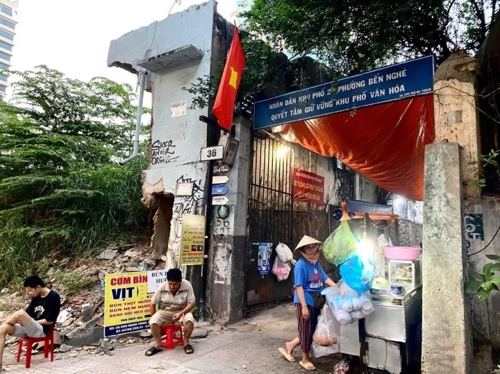 TP.HCM thu hoi hon 6.000 m2 'dat vang' bi Vinafood 2 thau tom hinh anh