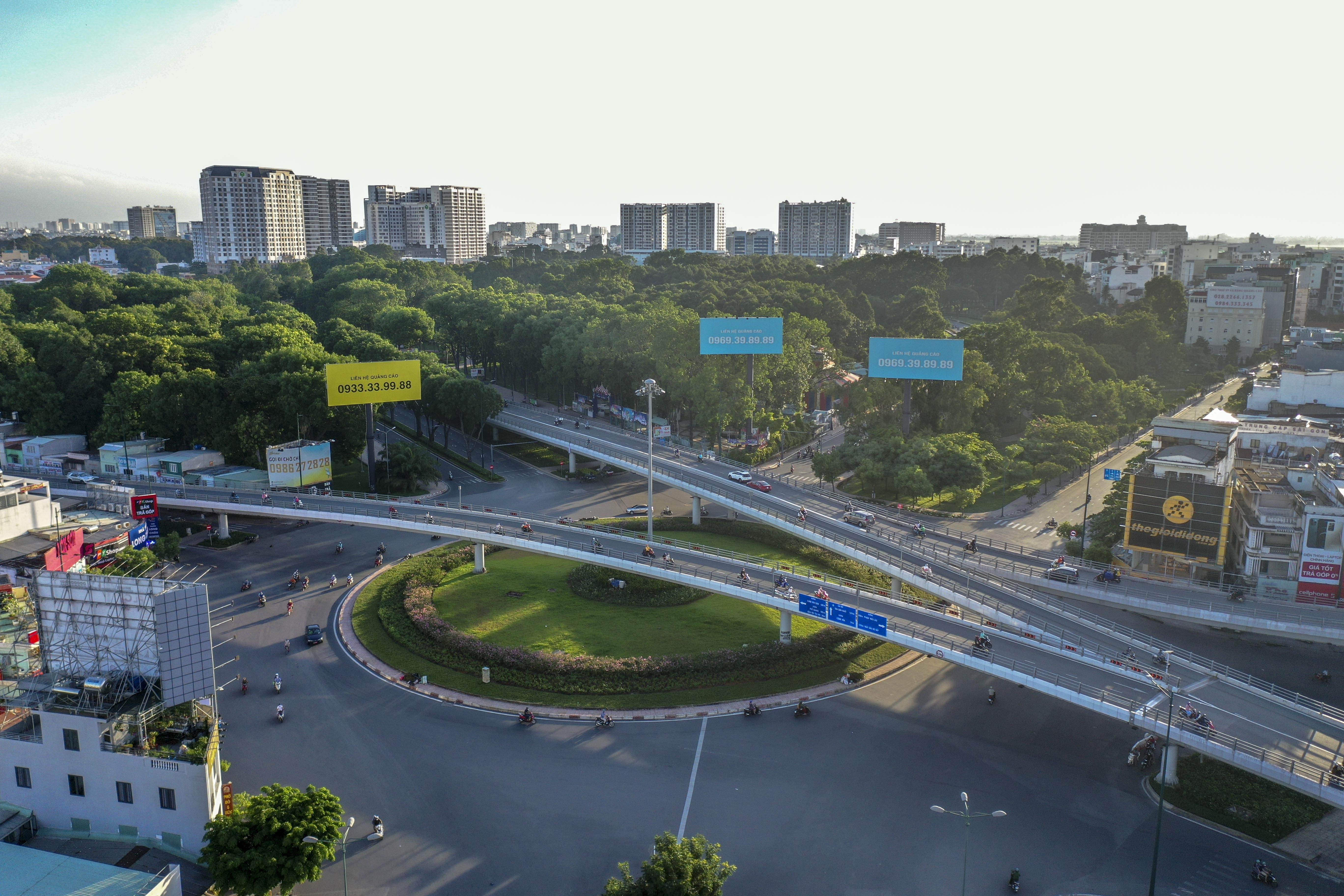 Doi ten, dieu chinh hon 300 m duong cua ngo san bay Tan Son Nhat hinh anh