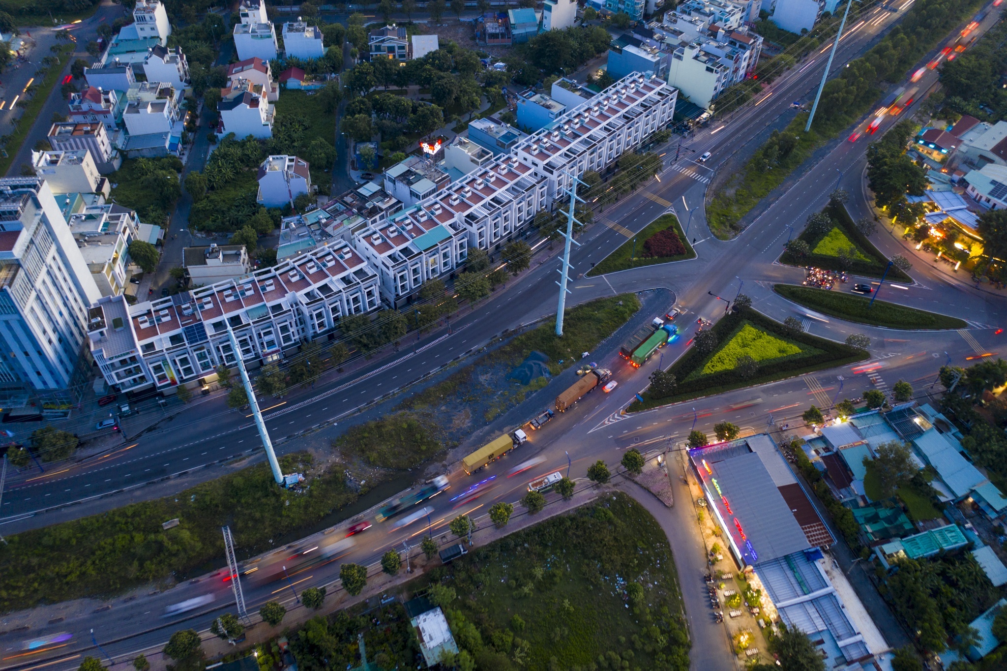 Hinh hai nhung du an giao thong noi gan TP.HCM va Dong Nai hinh anh
