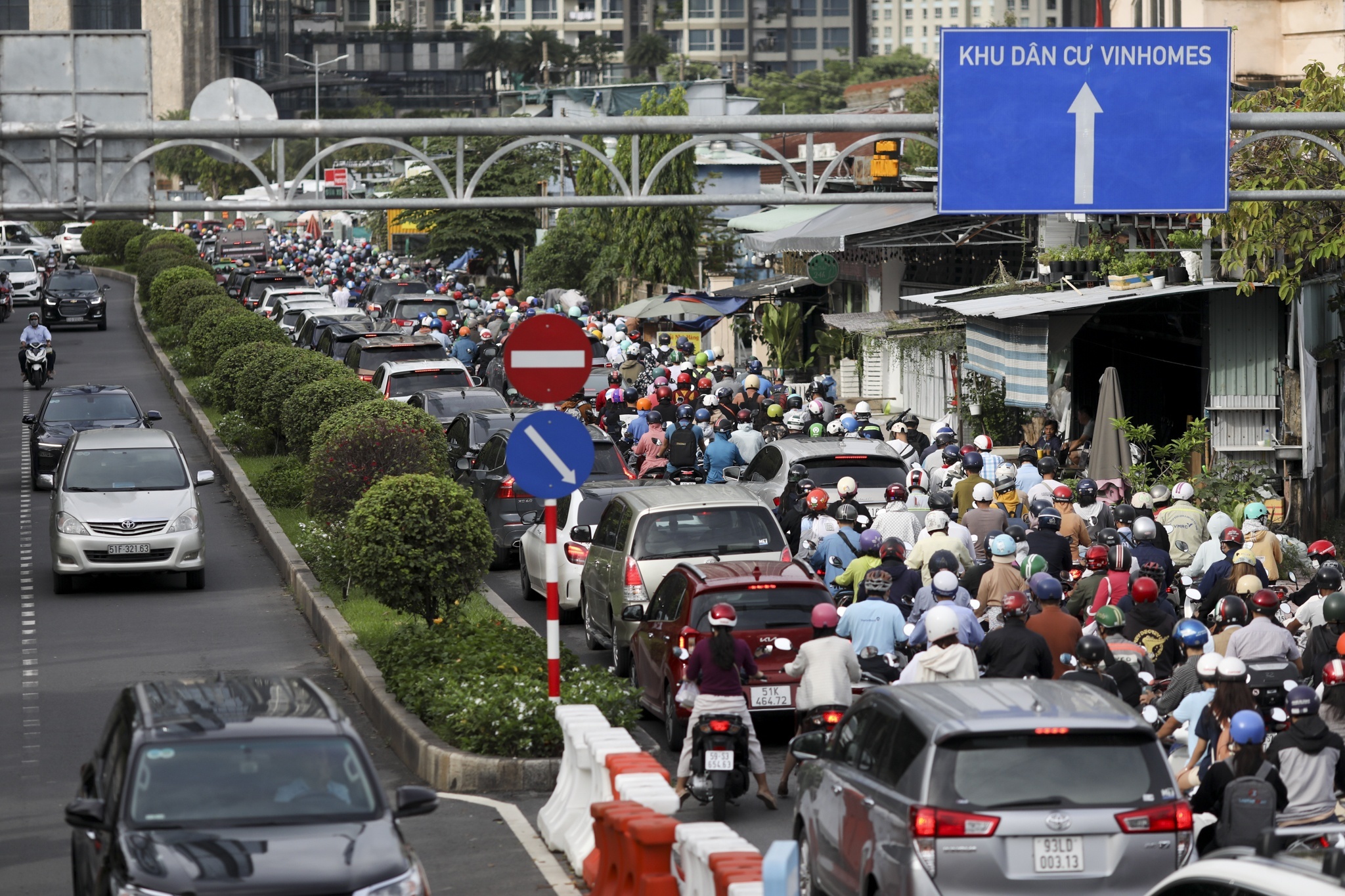 cau Nguyen Huu Canh anh 1