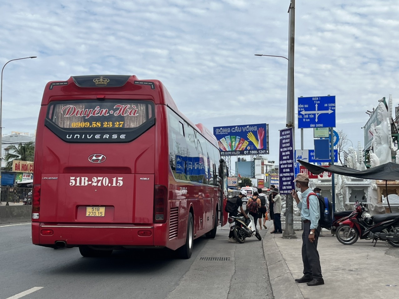 xe du ben coc, anh 3