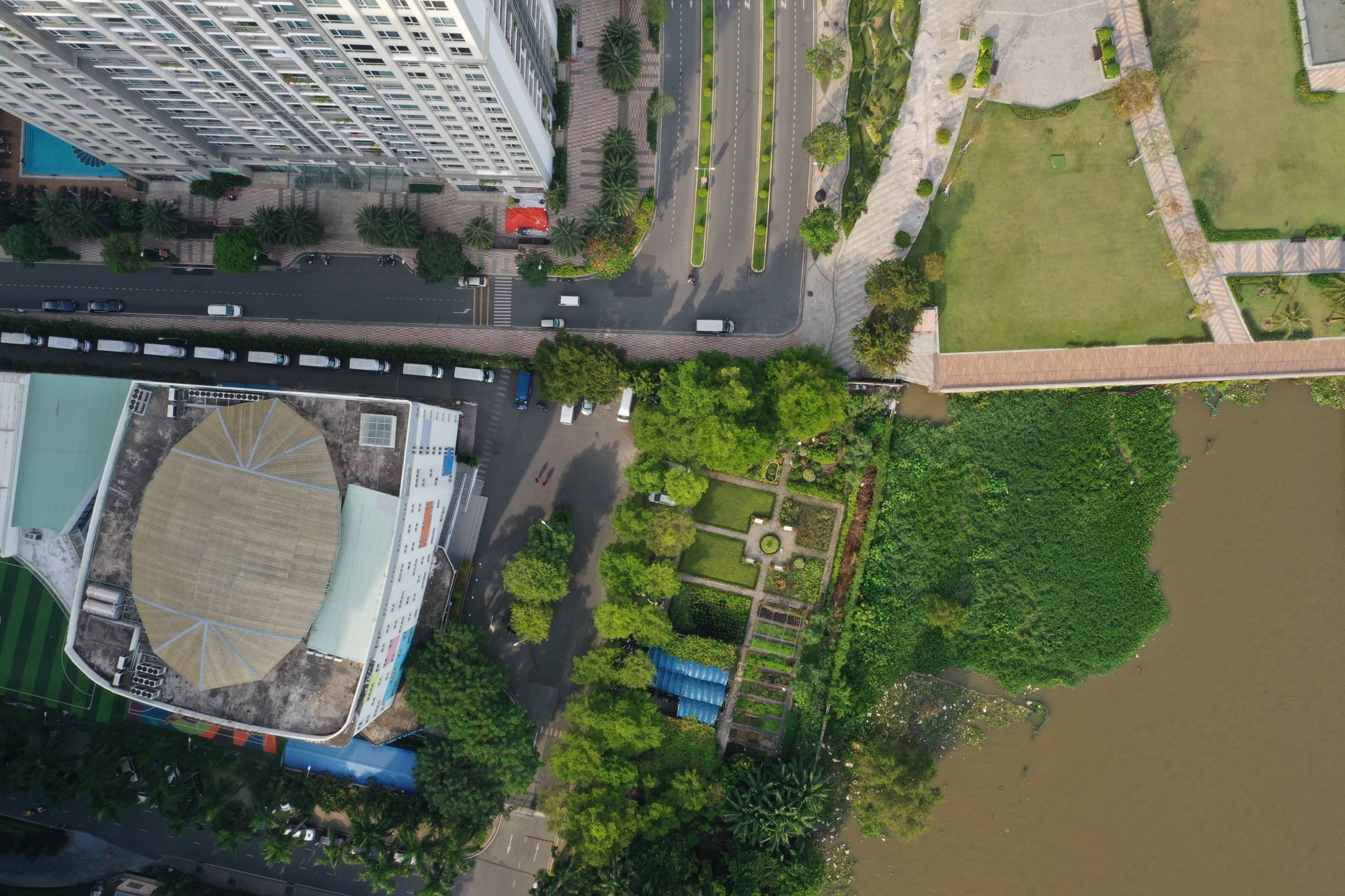 ben thuy Saigon Pearl anh 2