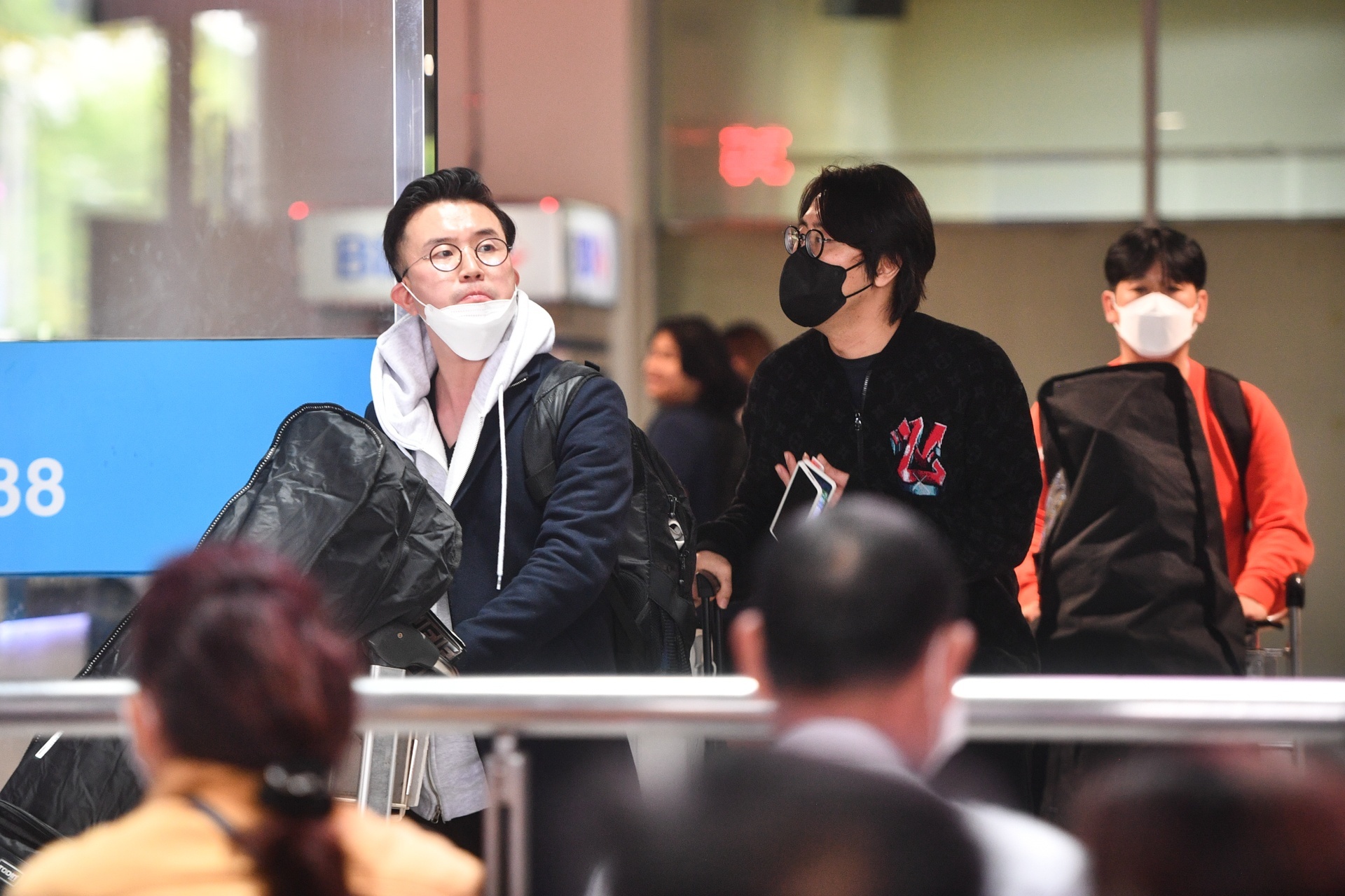 Tan Son Nhat don hon 115.000 khach ngay cuoi nghi Tet Duong lich hinh anh