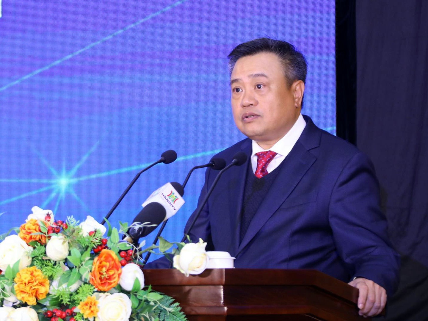 Chu tich Ha Noi: Nen lap nhom Zalo lanh dao de xu ly kien nghi cua dan hinh anh