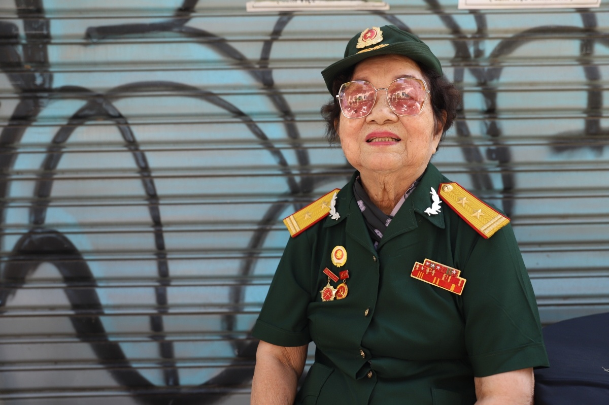 Dai ta Bui Van Tung anh 3