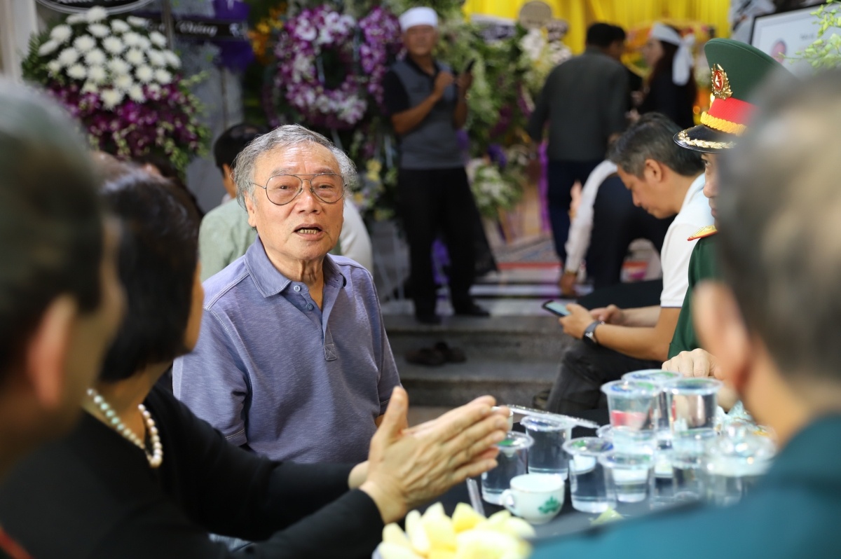 Dai ta Bui Van Tung anh 4