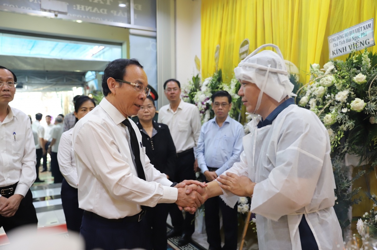 Dai ta Bui Van Tung anh 2