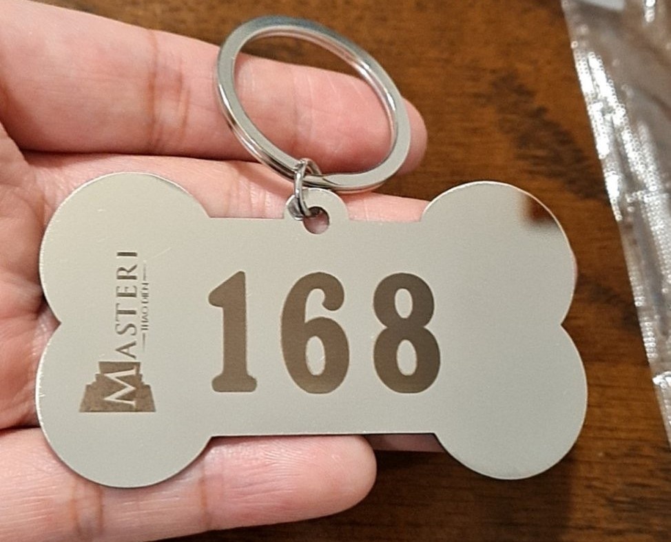 Xung dot ve nuoi thu cung, chung cu cap ma dinh danh cho cho meo hinh anh