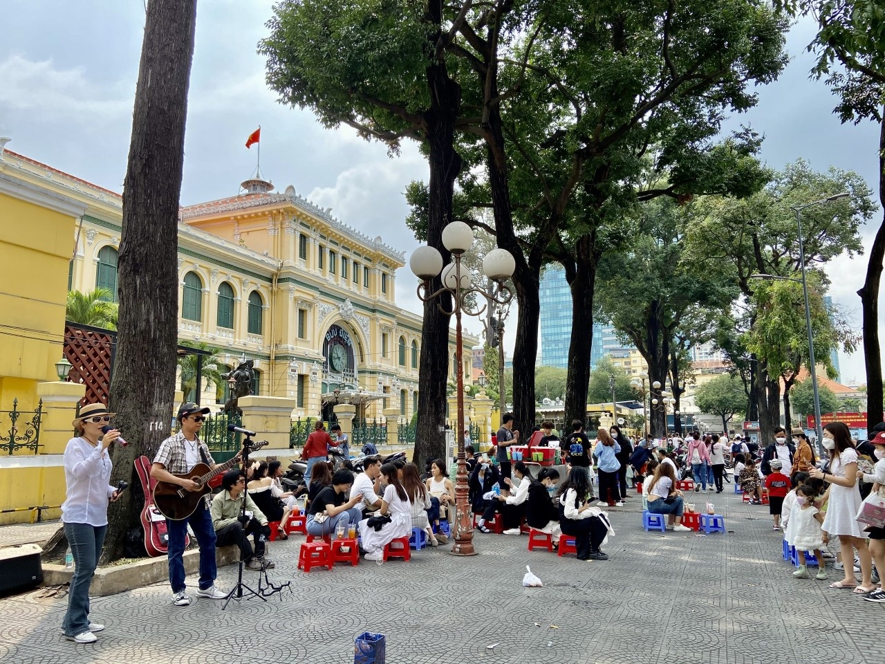 Thu phi via he anh 1