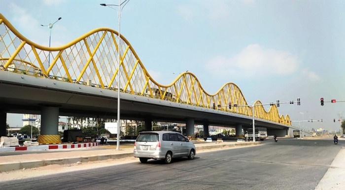 20 thang lam cau vuot xoa diem den o Hai Duong hinh anh