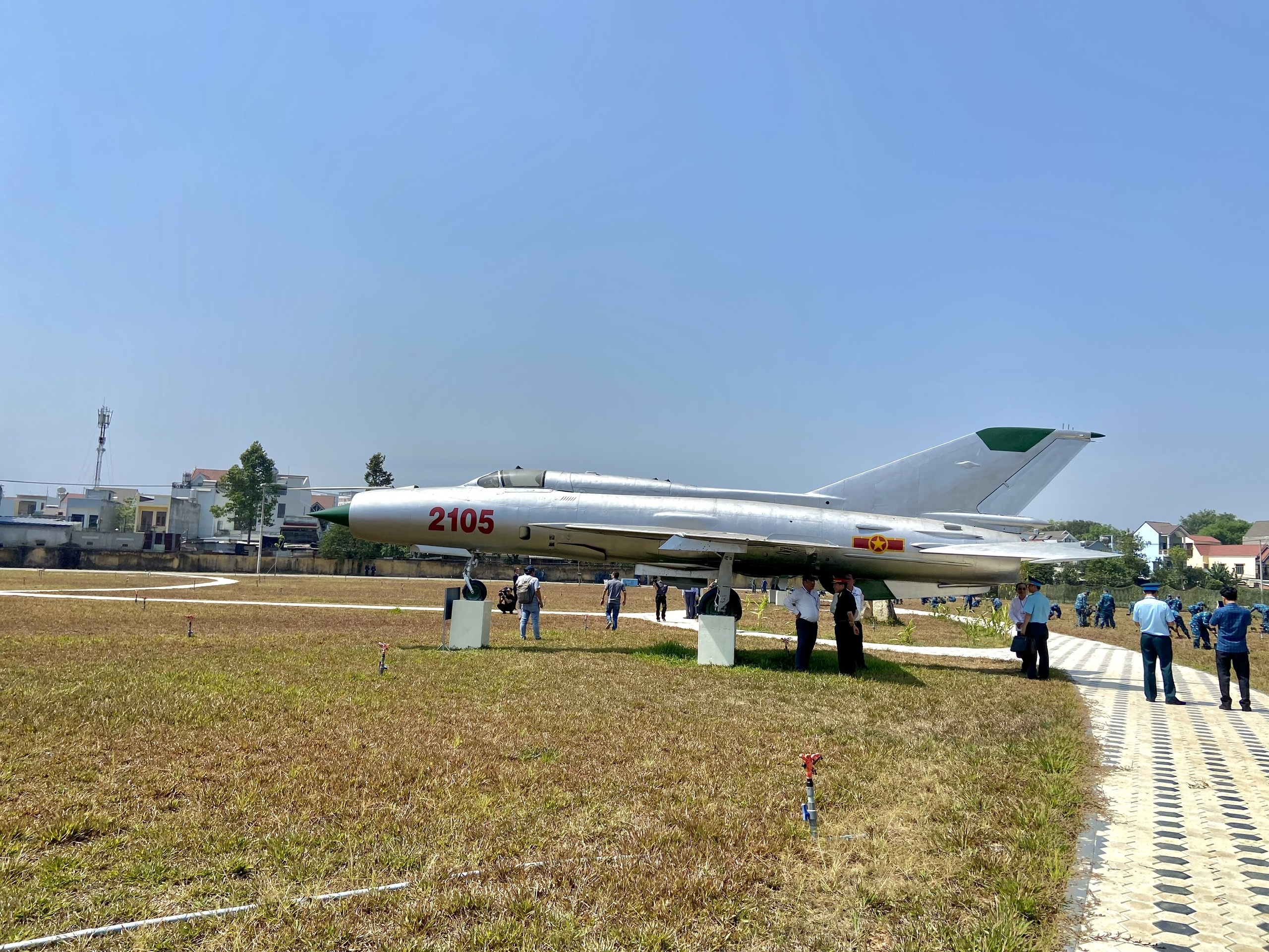 Hon 29.000 m2 san bay Bien Hoa duoc xu ly dioxin hinh anh