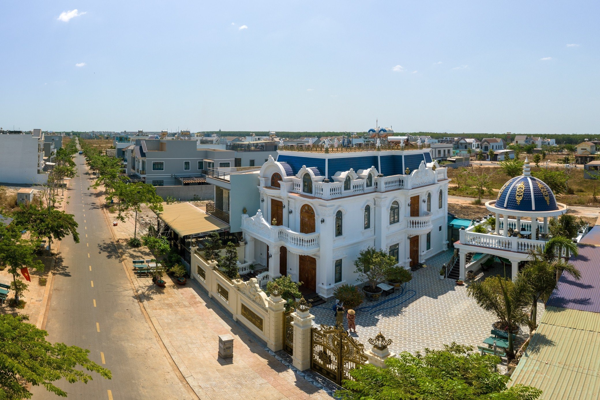 an bay Long Thanh anh 2