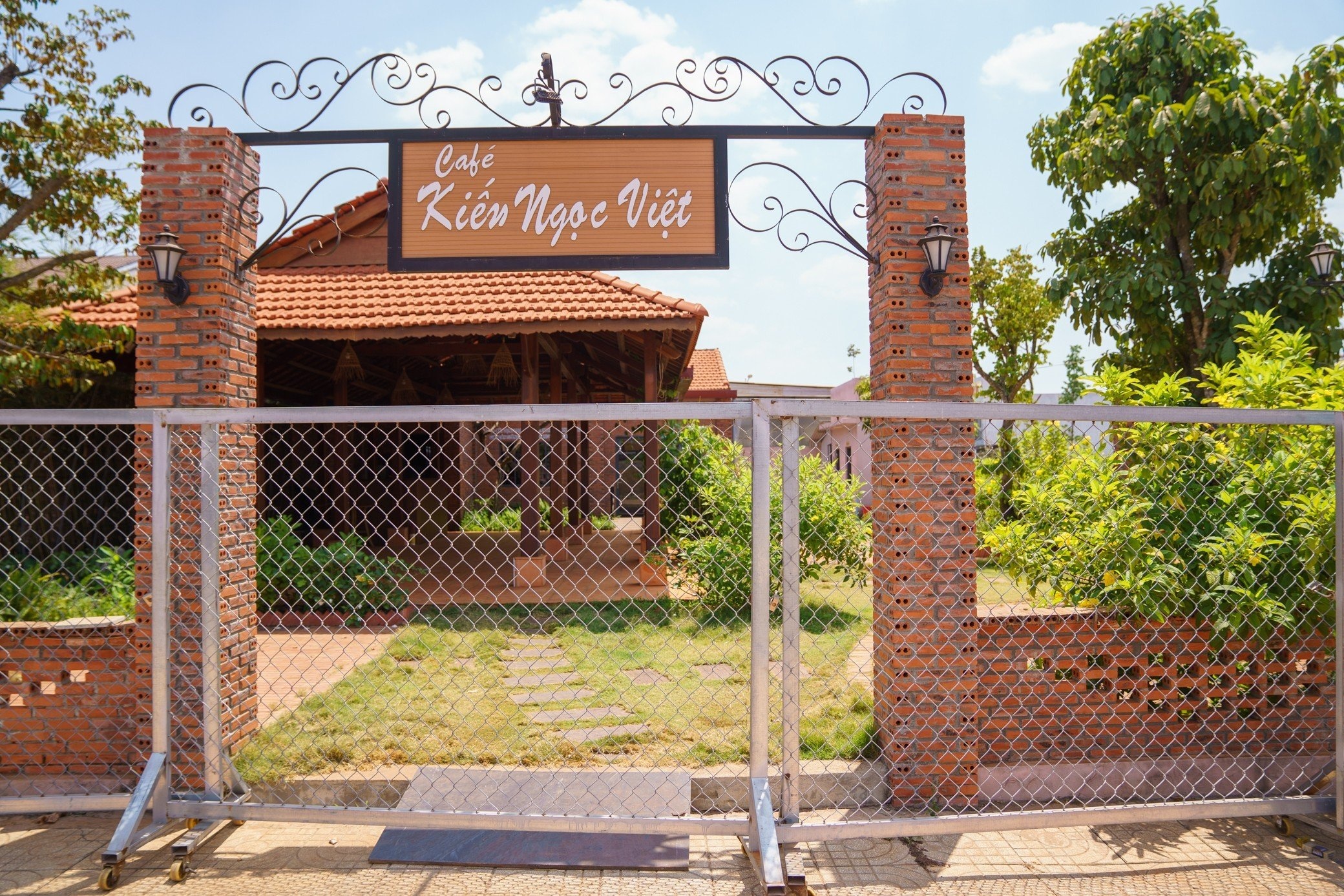 khu tai dinh cu anh 6